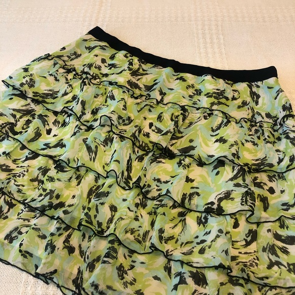 Beautiful Summer Skirt! - Picture 8 of 9